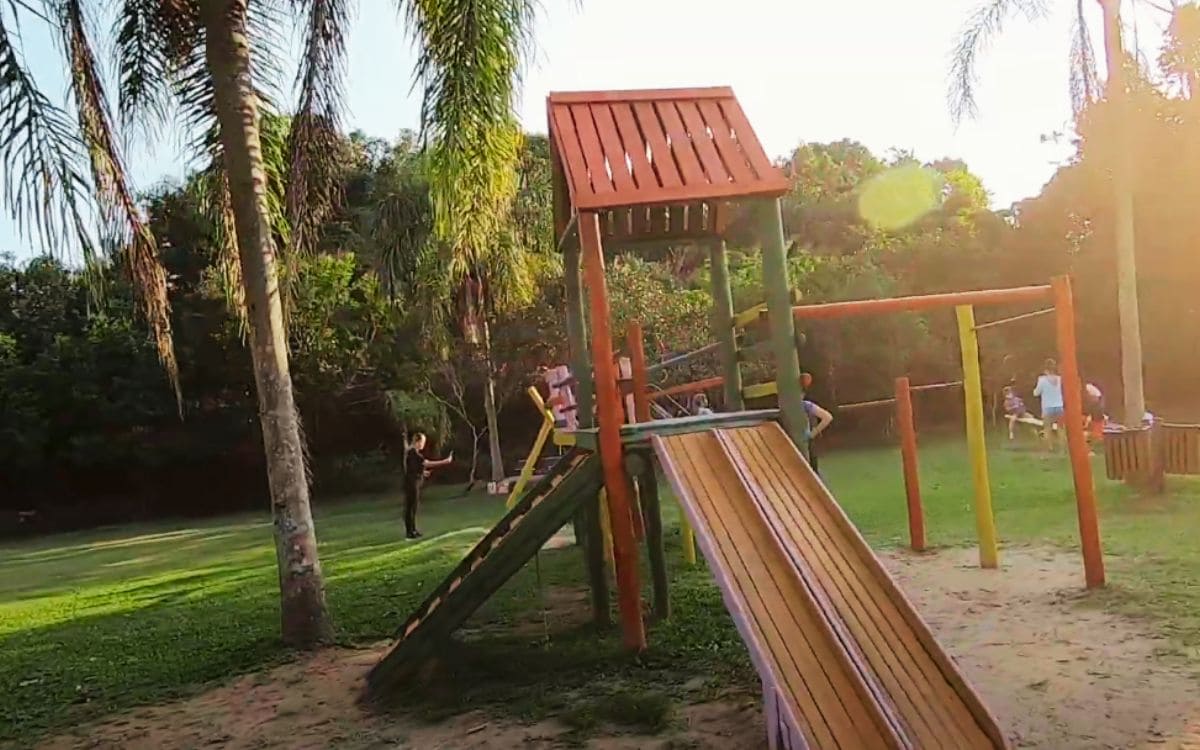 playground no parque ecológico balneário camboriú