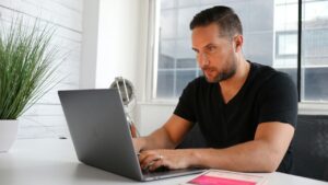 Cómo consultar antecedentes judiciales Colombia